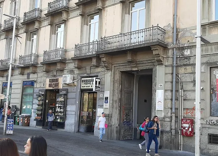 Garibaldi Rooms